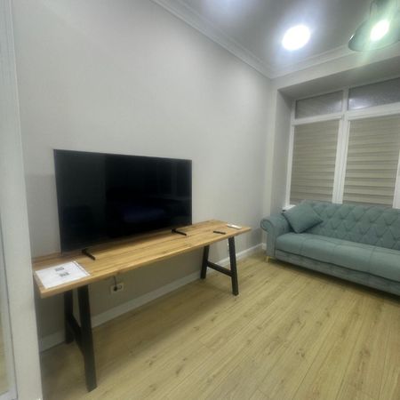 Comfortable Apartment In Central Of 알마티 외부 사진